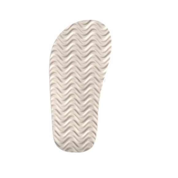 Bluey Character Flip Flops - Picture 6 of 9